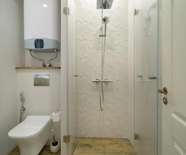 A'more Saints Constantine and Helena